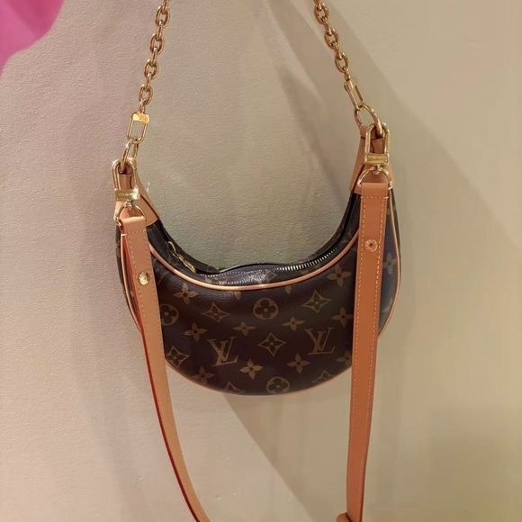 Louis Vuitton Brown Monogram Women's Bag - Picture 2 of 8